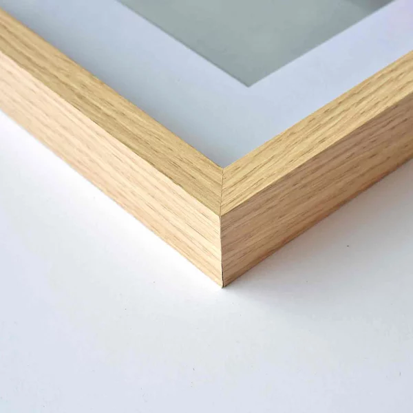 Cadre en bois Aura avec baguette à distance 20x20 cm (14x14 cm) | chêne | verre standard (2 mm)
