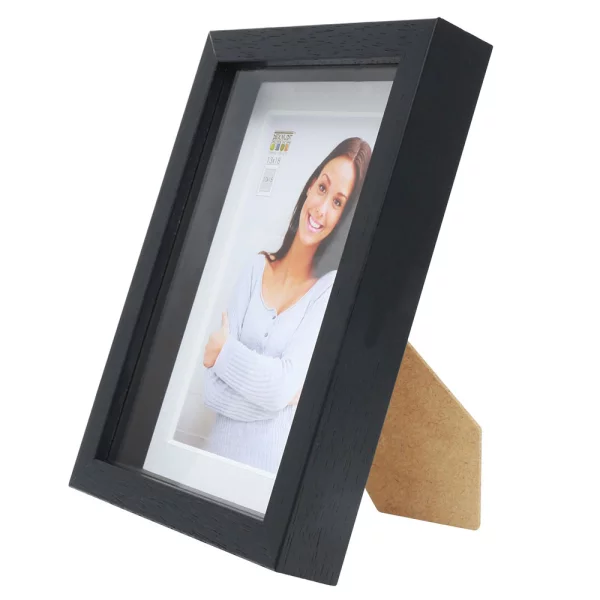Cadre en bois Hugo avec baguette d'espacement et passe-partout 13x18 cm | noir | verre standard (2 mm)