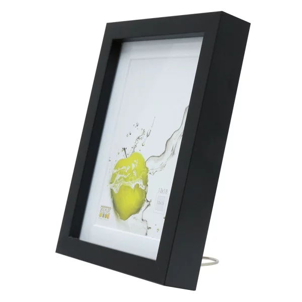Cadre en bois Louise avec passe-partout 20x30 cm | noir | verre standard (2 mm)