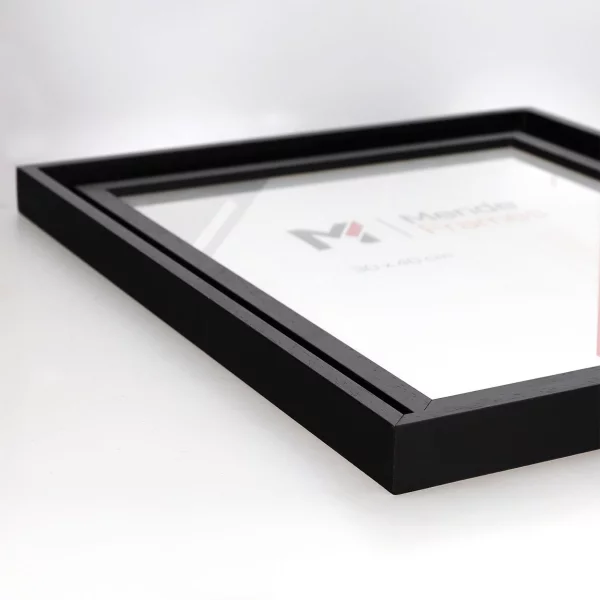 Holz-Bilderrahmen Kelani 60x90 cm | Schwarz, gemasert | Normalglas (2 mm)