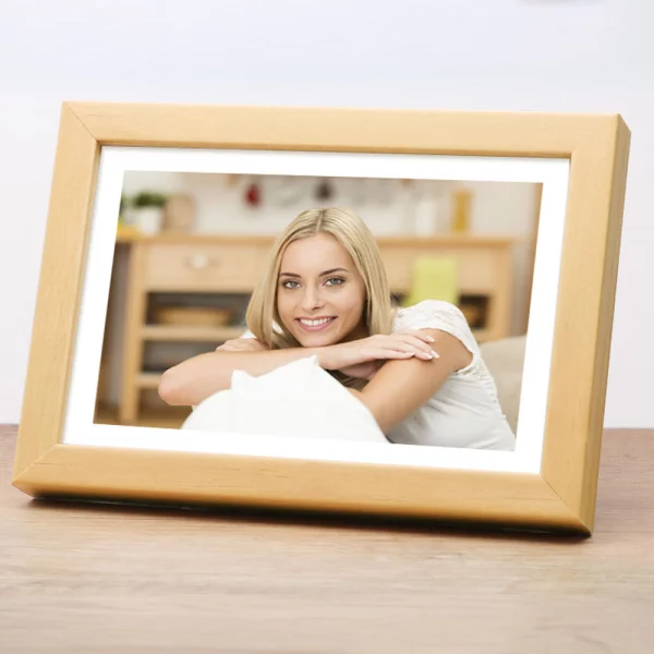 Holz Bilderrahmen Corvian 21x29,7 cm (A4) | Natur | Normalglas (2 mm)