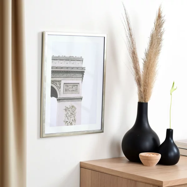 Cadre en bois Caen coupe sur mesure argent | verre standard (2 mm)