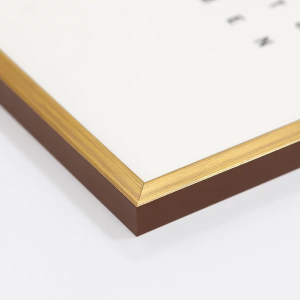 Cadre en bois Saxe sur mesure or rouge brillant | verre antireflet mat (2 mm)