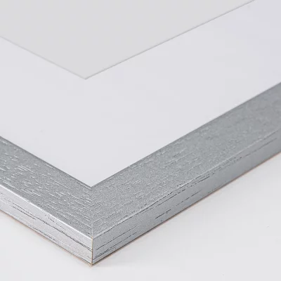 Træramme Batino med passepartout 18x24 cm (15x21 cm) | Sølv | Kunstglas (1 mm)