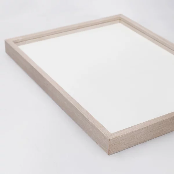 Alu-Bilderrahmen Barth NXT mit Distanzleiste, Serie 1131 18x24 cm | Eiche weiß gekalkt - Echtholzfurnier | Normalglas (2 mm)