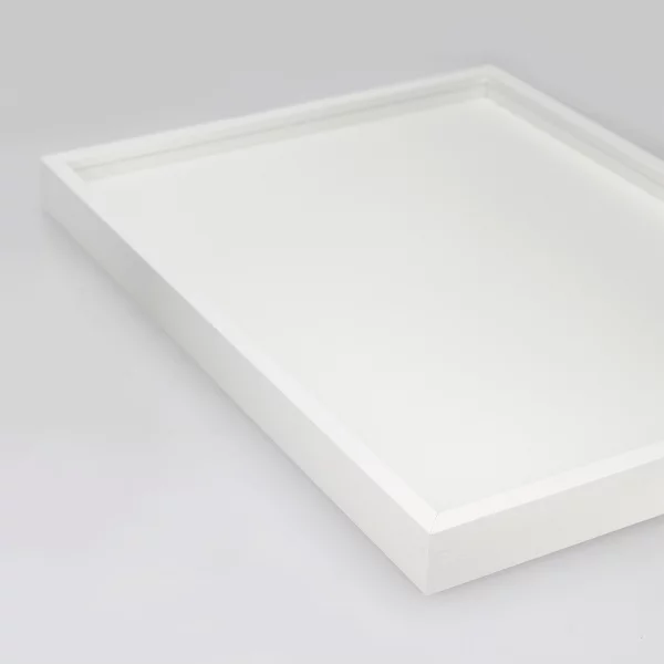 Alu-Bilderrahmen Barth NXT mit Distanzleiste, Serie 1131 18x24 cm | Weiß - Furnier Holzoptik | Normalglas (2 mm)