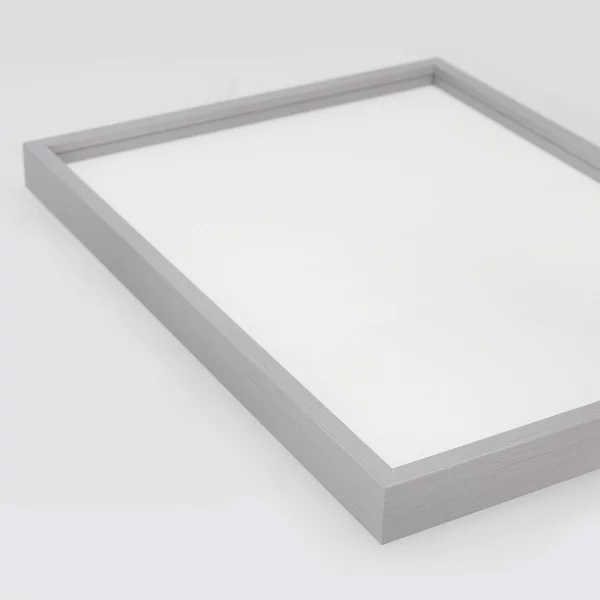 Alu-Bilderrahmen Barth NXT mit Distanzleiste, Serie 1131 - Maßanfertigung Hellgrau - Furnier Holzoptik | Normalglas (2 mm)