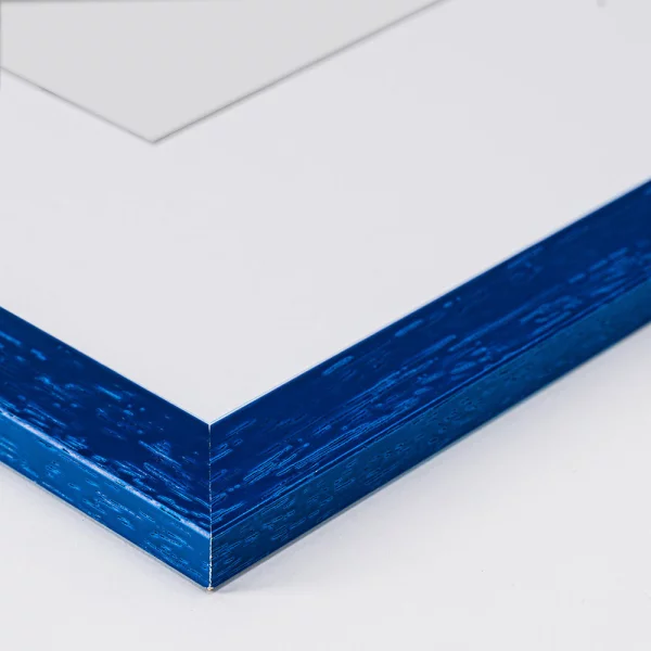Holz Bilderrahmen Batino inkl. Passepartout 29,7x42 cm (21x29,7 cm) | Marineblau | Kunstglas (1 mm)