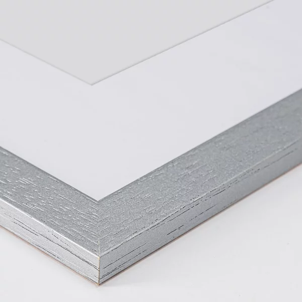 Holz-Bilderrahmen Batino mit Passepartout 29,7x42 cm (21x29,7 cm) | Silber | Kunstglas (1 mm)