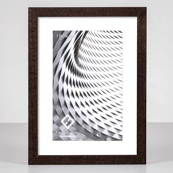 Cadre en bois Tisar 10x15 cm | brun | verre synthétique (1 mm)
