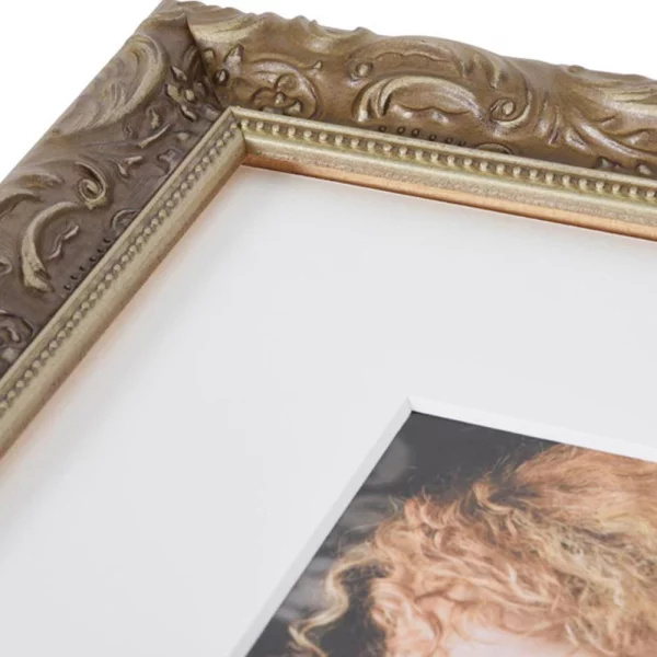Holz-Bilderrahmen Chic Baroque mit Passepartout 18x24 cm (13x18 cm) | Champagner | Normalglas (2 mm)