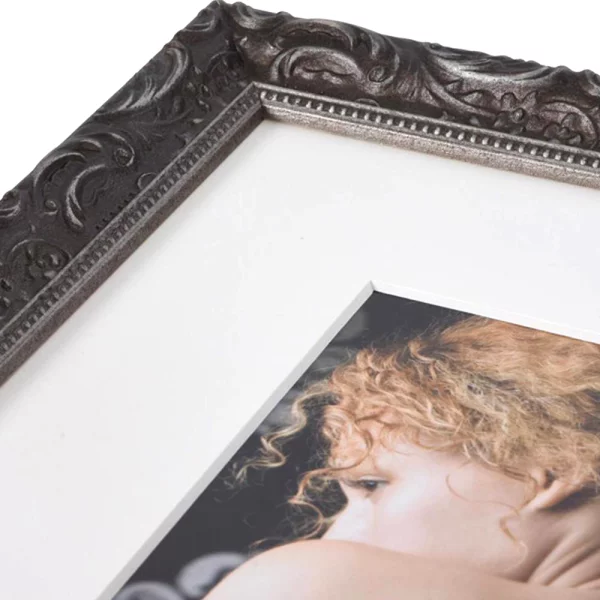 Holz-Bilderrahmen Chic Baroque mit Passepartout 30x40 cm (20x30 cm) | Grau | Normalglas (2 mm)