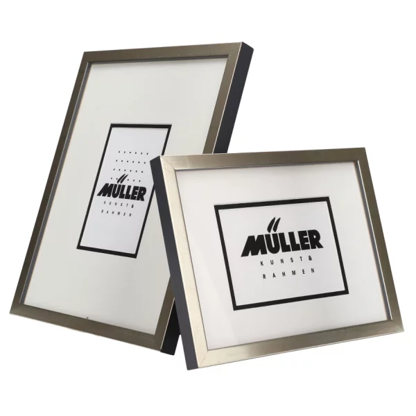 Cadre pour cartes postales (10x15 cm), avec passe-partout 18x24 cm (10x15 cm) | argent + passe-partout noir+blanc | verre standard (2 mm)
