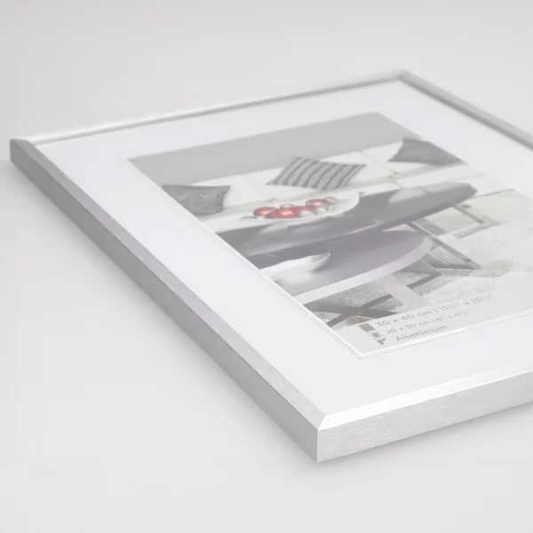 Cadre en aluminium Chair 20x30 cm | argent | verre standard (2 mm)