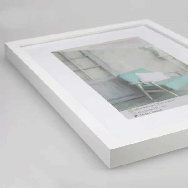 Cadre en bois Stockholm avec passe-partout 10x15 cm | blanc | verre standard (2 mm)