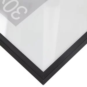 Alu-Bilderrahmen Superba 70x90 cm | Schwarz matt | Normalglas (2 mm)