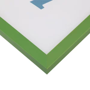 Holz-Bilderrahmen Prisma nach Maß Mittelgrün | Normalglas (2 mm)