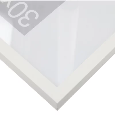 Rama drewniana Hamal - na wymiar sosna biało pokryta | szkło standardowe (2 mm)