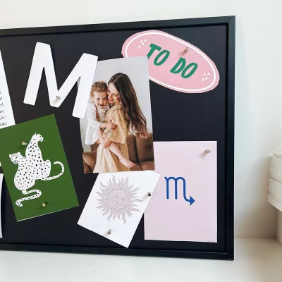 Magneetbord met houten omlijsting 40x60 cm | zwart | zonder glas, met achterwand