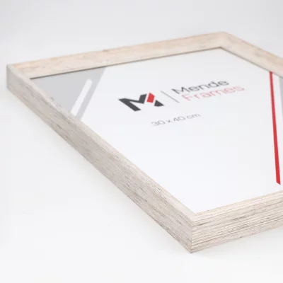 Rama drewniana Mencuna na wymiar biały | szkło standardowe (2 mm)