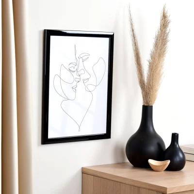 Houten kader Paris op maat zwart, hoogglans | normaal glas (2 mm)