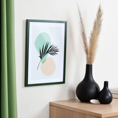 Holzrahmen Maßanfertigung Top Pro S tannengrün | Kunstglas UV 99 entspiegelt (2 mm)