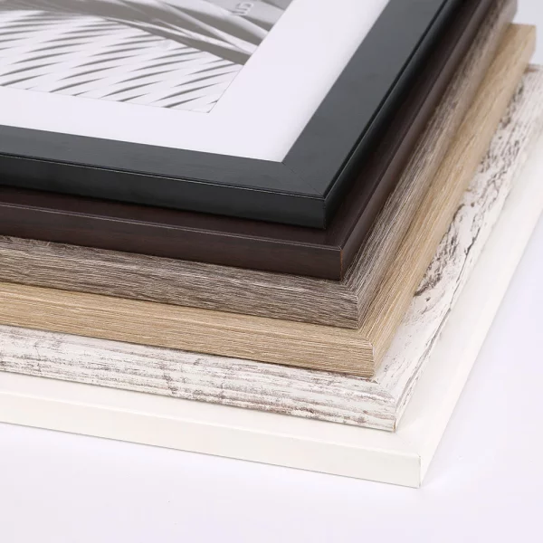 Cadre en bois Katla (MDF) 10x15 cm | blanc | verre synthétique (1 mm)