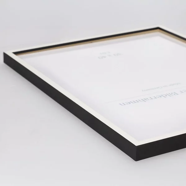 Cadre en bois Calamar 30x40 cm | blanc-noir | verre standard (2 mm)