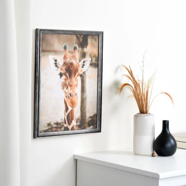 Cadre en bois Morvois sur mesure noir | verre standard (2 mm)