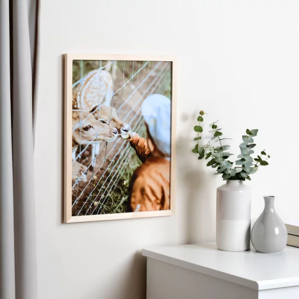 Lindenholz-Bilderrahmen Cube Maßanfertigung natur | Normalglas (2 mm)