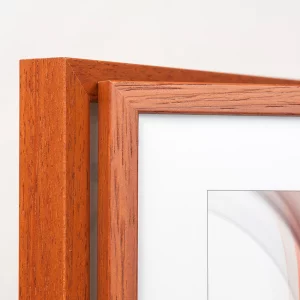 Holzrahmen Uppsala nach Maß Kirsche | Normalglas (2 mm)