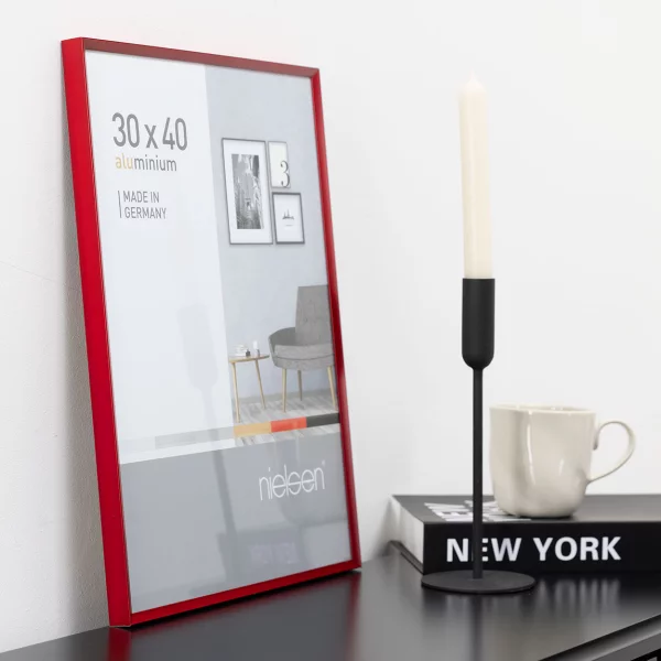 Cadre en aluminium Pixel 30x40 cm | rouge tornade | verre standard (2 mm)