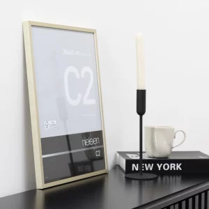 Alurahmen C2 84,1x118,9 cm (A0) | Struktur Gold matt | Normalglas (2 mm)