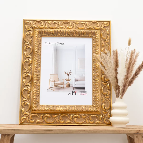 Exklusiv-Holzrahmen Catema 29,7x42 cm (A3) | Gold | Normalglas (2 mm)