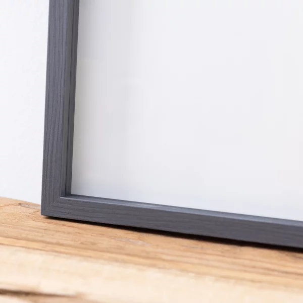 Alu-Bilderrahmen Barth NXT mit Distanzleiste, Serie 1131 - Maßanfertigung Dunkelgrau - Furnier Holzoptik | Normalglas (2 mm)
