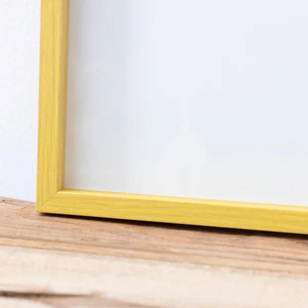 Alu-Bilderrahmen Barth NXT mit Distanzleiste, Serie 1131 - Maßanfertigung Gelb - Furnier Holzoptik | Normalglas (2 mm)
