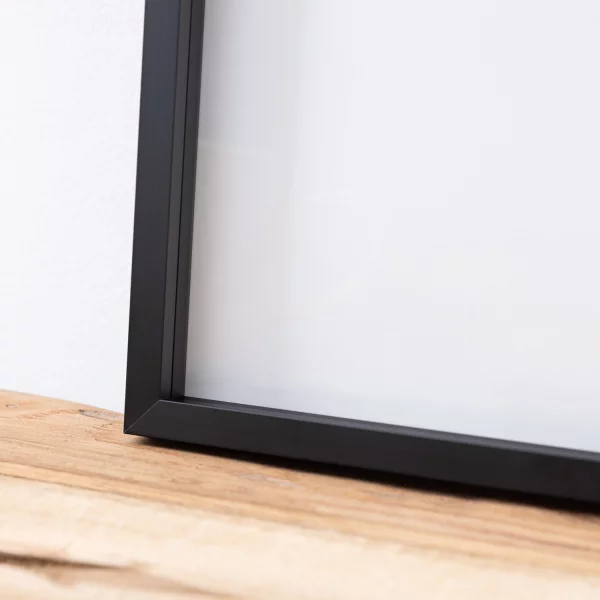 Alu-Bilderrahmen Barth NXT mit Distanzleiste, Serie 1131 - Maßanfertigung Schwarz matt | Normalglas (2 mm)