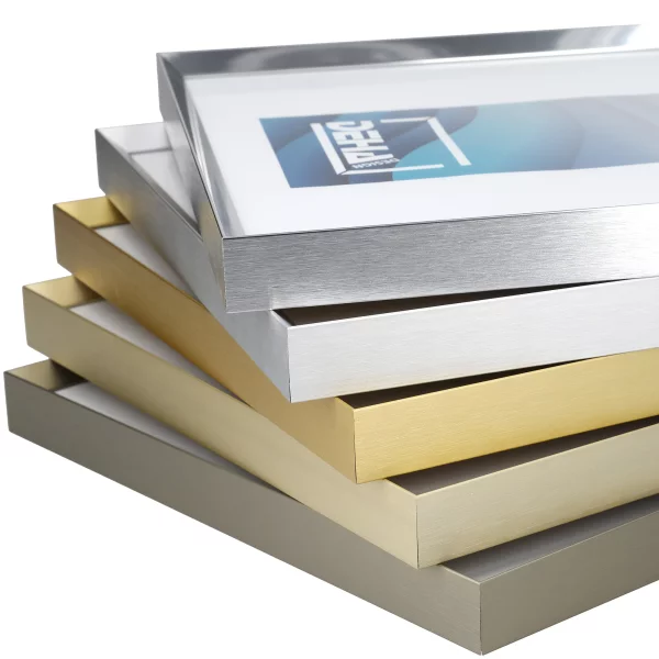 Cadre en aluminium Wega 70x90 cm | naturel brillant | verre standard (2 mm)