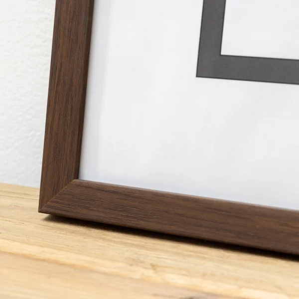 Holz-Bilderrahmen Anastasia 50x70 cm | Braun | Kunstglas (1 mm)