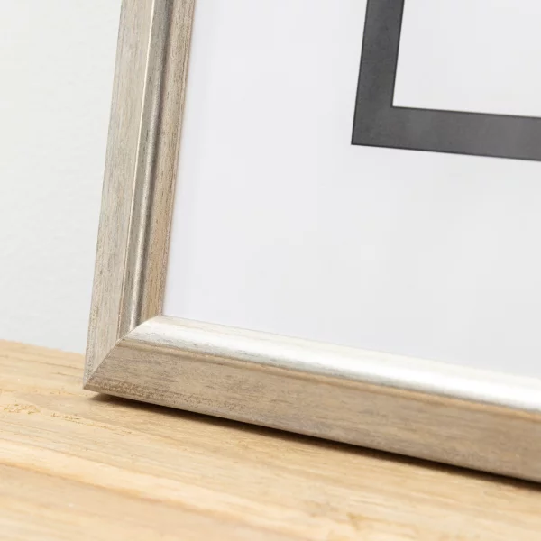 Holz-Bilderrahmen Cecilia 50x70 cm | Weiß | Kunstglas (1 mm)