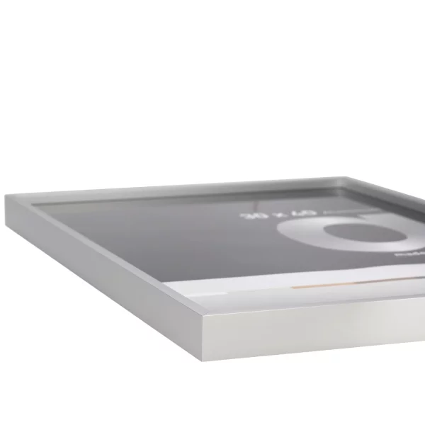 Alu Bilderrahmen Alpha 18x24 cm | Silber matt | Museumsglas UV 70 entspiegelt