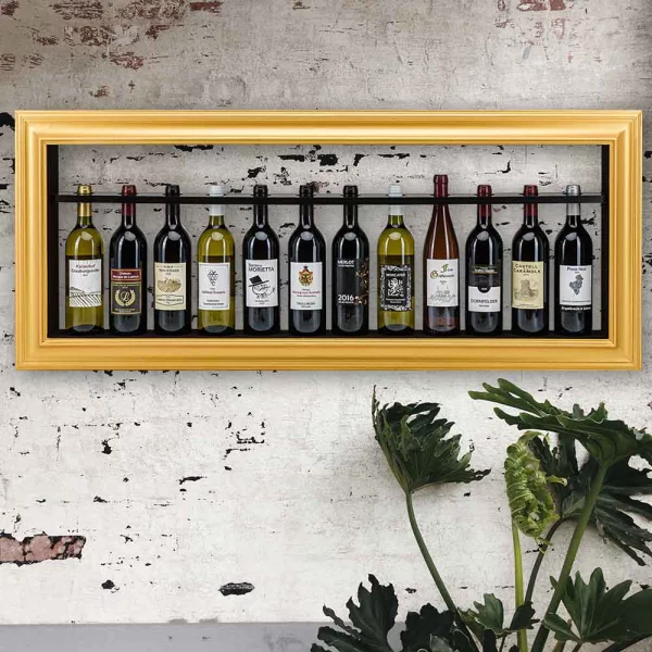 Bilderrahmen mit Weinregal 60x80 cm | gold