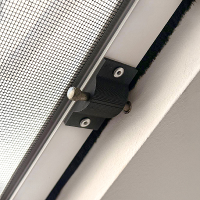 Dachfenster-Halterung