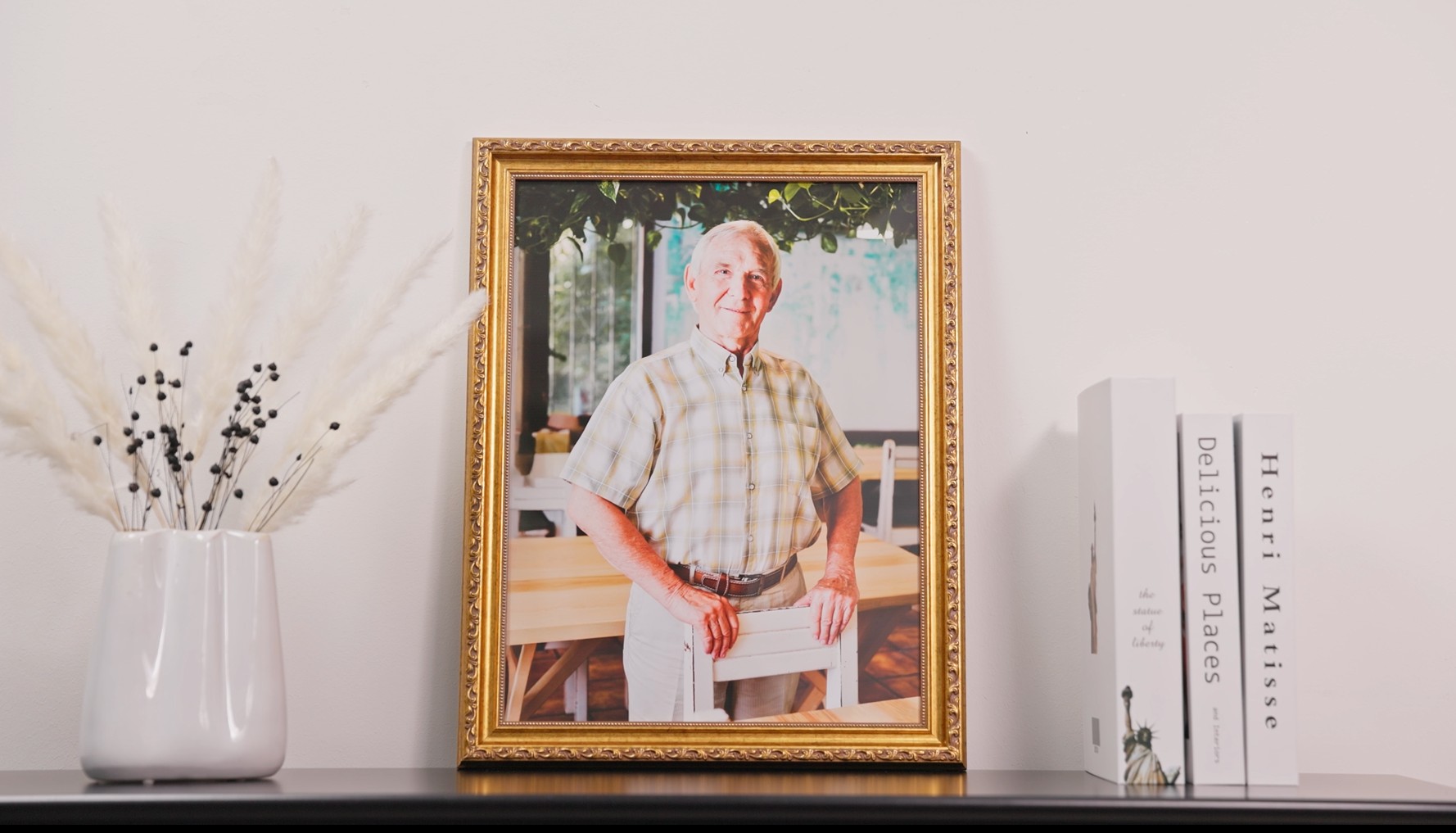 Barockrahmen als Trauerrahmen